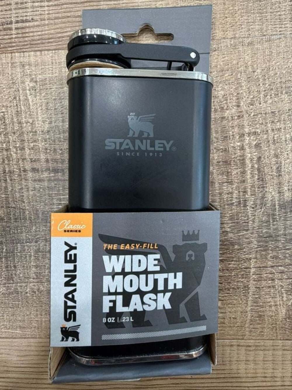 Stanley Classic Series The Easy-Fill Wide Mouth Flask 8oz (0.23L) - Matte Black